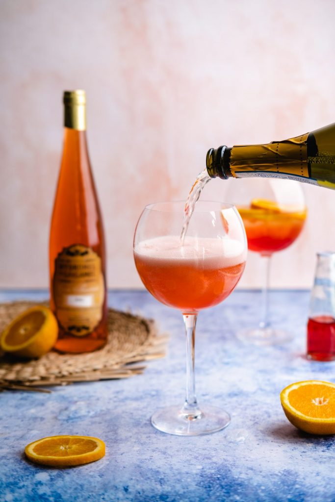 Image d'un cocktail Spritz à base d'orange 